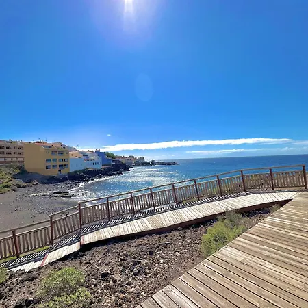 En Playa De Abrigos * Los Abrigos