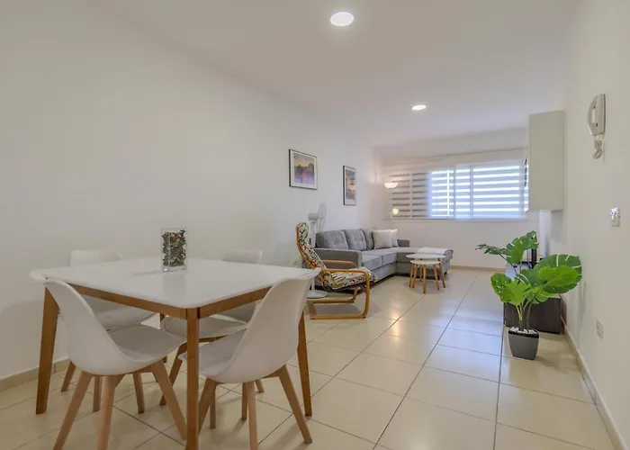 En Playa De Abrigos * Los Abrigos