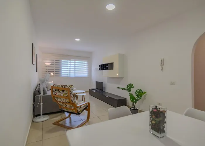 En Playa De Abrigos * Los Abrigos